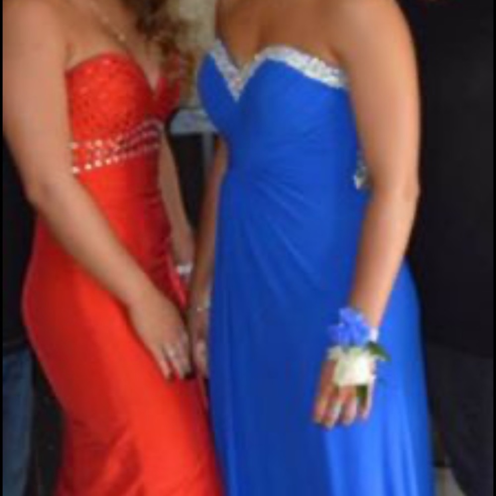 PROM DRESS